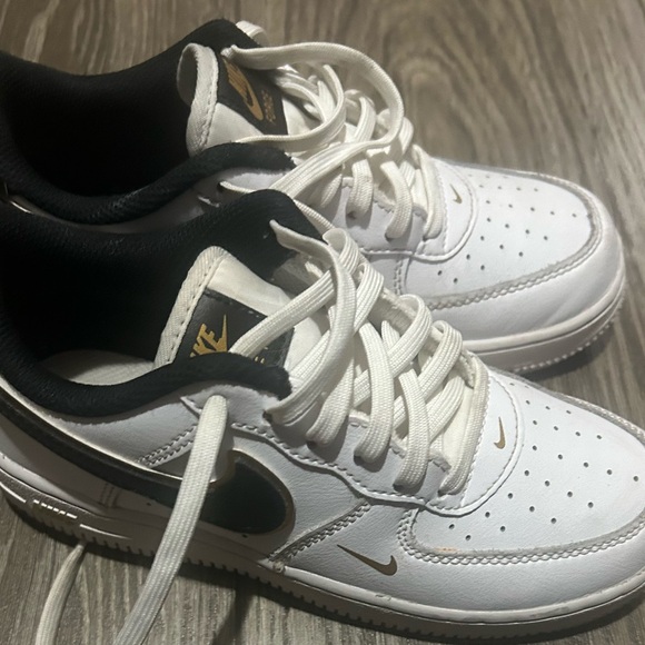 Nike Air Force 1 - Picture 3 of 5